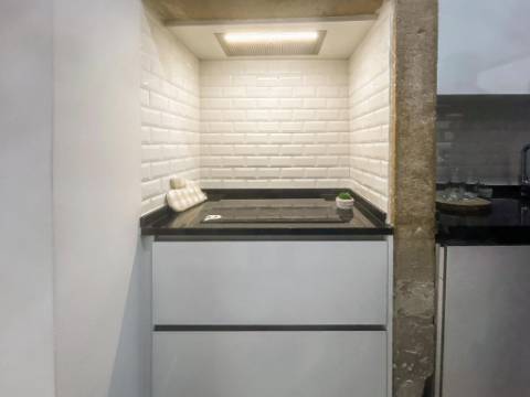 Apartamento T3 Remodelado à Venda na Penha de França, Lisboa