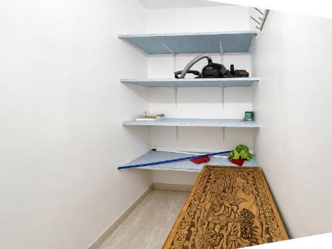 Apartamento T2 à venda na Tapada das Mercês, Sintra, perto da Estação
