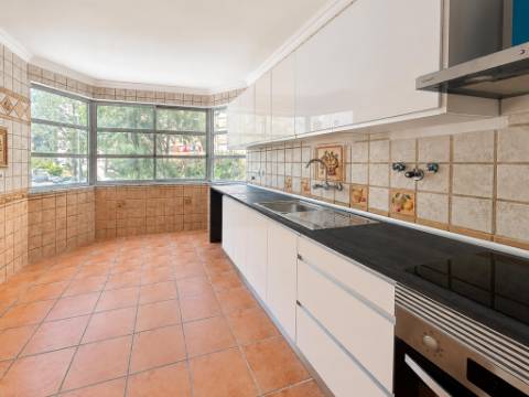 T3 para Venda na Tapada das Mercês, Sintra, junto à Estação