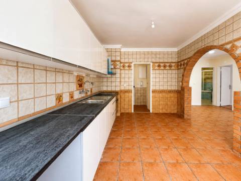 T3 para Venda na Tapada das Mercês, Sintra, junto à Estação