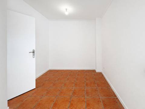 T3 para Venda na Tapada das Mercês, Sintra, junto à Estação