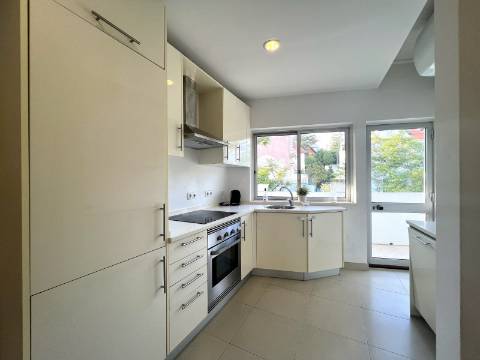 Para arrendar | Apartamento T2 Mobilado | Monte Estoril