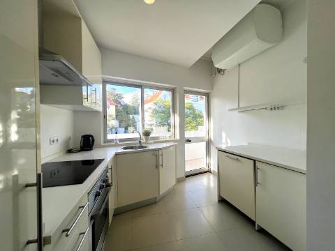 Para arrendar | Apartamento T2 Mobilado | Monte Estoril