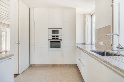 Para Venda | Apartamento T4 | Estoril