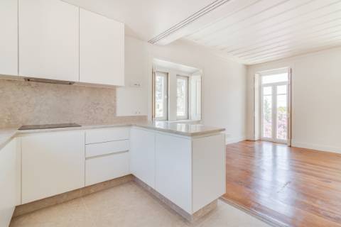 Para Venda | Apartamento T4 | Estoril