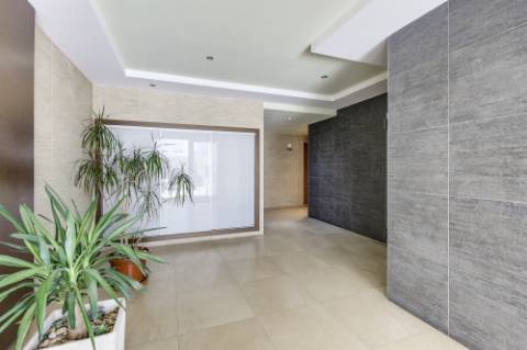 EXCENENTE DUPLEX COM GARAGEM BOX E DOIS TERAÇOSNA URBANIZAÇÃO VARANDAS DO MONTIJO