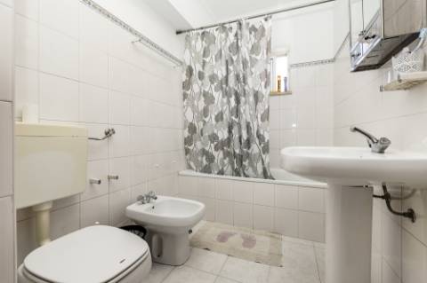 APARTAMENTO T3 VENDA NO CARREGADO PERTO DO OUTLET SHOPPING CAMPERA