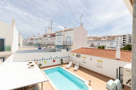 MORADIA - PRÉDIO - COM VARIOS APARTAMENTOS - PISCINA - EM MANTA ROTA - VILA NOVA DE CACELA - VRSA - ALGARVE
