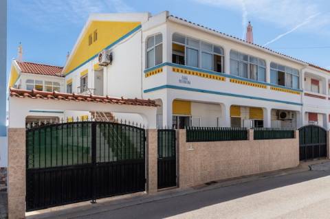 MORADIA - PRÉDIO - COM VARIOS APARTAMENTOS - PISCINA - EM MANTA ROTA - VILA NOVA DE CACELA - VRSA - ALGARVE