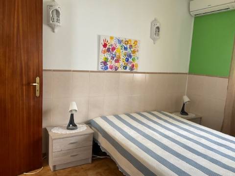 MORADIA - PRÉDIO - COM VARIOS APARTAMENTOS - PISCINA - EM MANTA ROTA - VILA NOVA DE CACELA - VRSA - ALGARVE