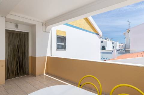 MORADIA - PRÉDIO - COM VARIOS APARTAMENTOS - PISCINA - EM MANTA ROTA - VILA NOVA DE CACELA - VRSA - ALGARVE