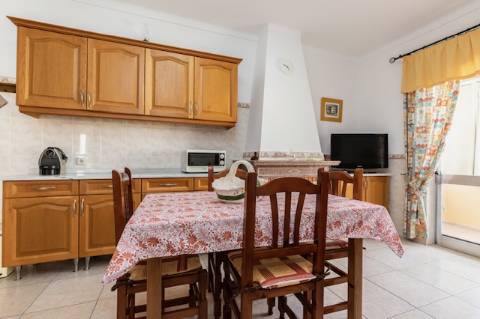 MORADIA - PRÉDIO - COM VARIOS APARTAMENTOS - PISCINA - EM MANTA ROTA - VILA NOVA DE CACELA - VRSA - ALGARVE