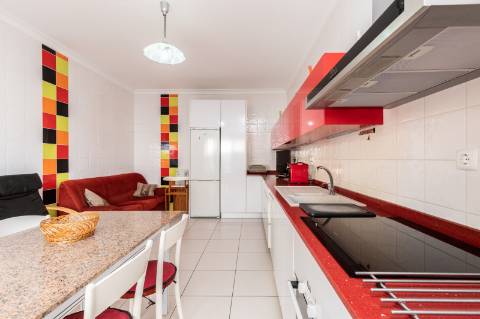 MORADIA - PRÉDIO - COM VARIOS APARTAMENTOS - PISCINA - EM MANTA ROTA - VILA NOVA DE CACELA - VRSA - ALGARVE