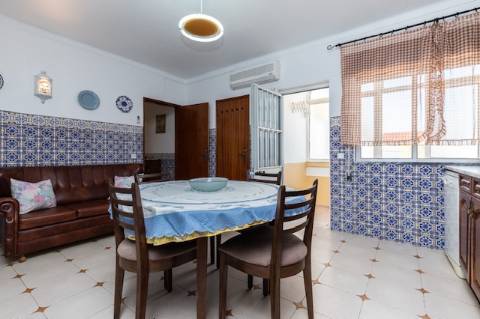 MORADIA - PRÉDIO - COM VARIOS APARTAMENTOS - PISCINA - EM MANTA ROTA - VILA NOVA DE CACELA - VRSA - ALGARVE