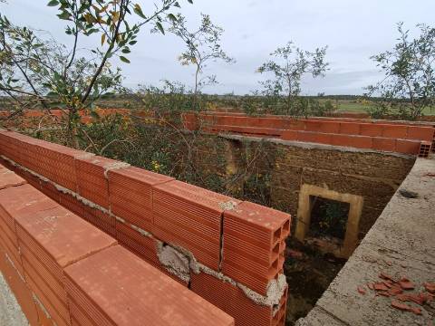 MORADIA TÍPICA ISOLADA COM 215 M2 EM ALVES - SANTANA DE CAMBAS - MÉRTOLA - BAIXO ALENTEJO