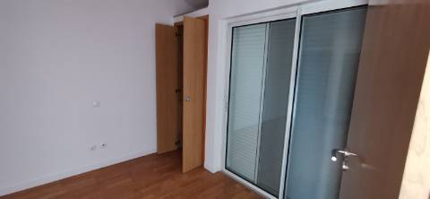 Moradia totalmente renovada com muita luz natural devido á sua original arquitetura no Carvoeiro!!!