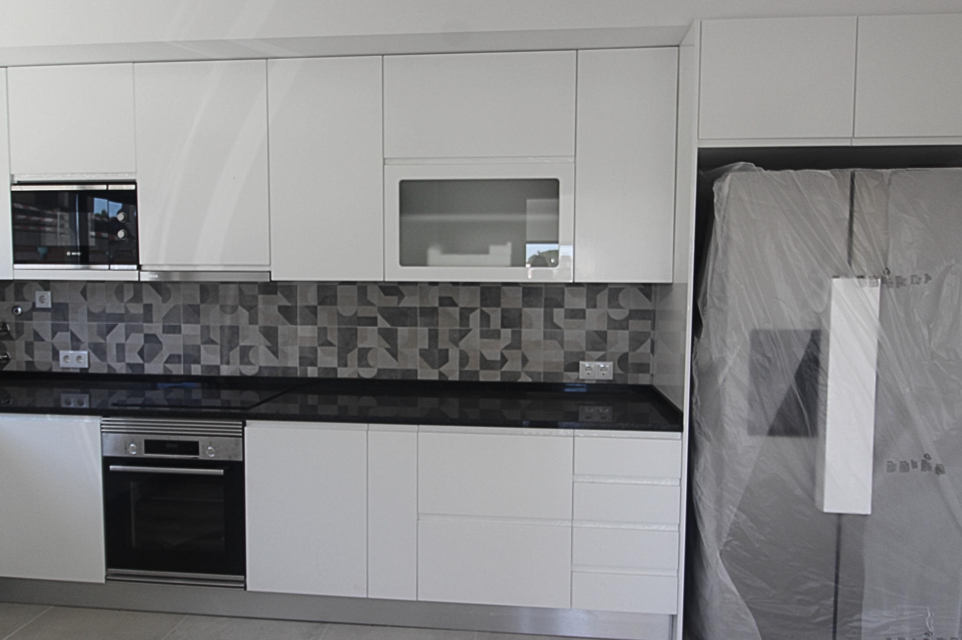 Apartamento T4, top floor, Tavira