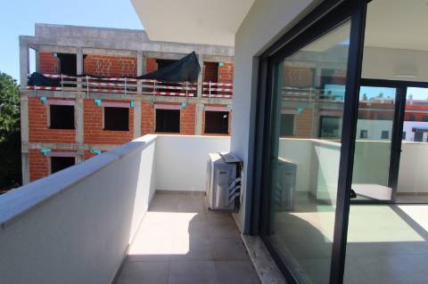Apartamento T4, top floor, Tavira