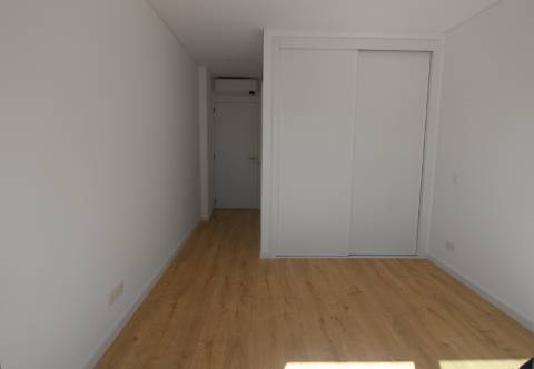 Apartamento T4, top floor, Tavira