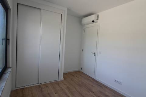 Apartamento T4, top floor, Tavira
