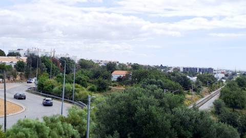Apartamento T4, top floor, Tavira