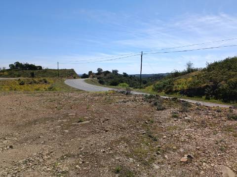 TERRENO RÚSTICO COM 10.360 M2 - PRÓXIMO ÁGUA E LETRICIDADE - ALTA MORA - ODELEITE - CASTRO MARIM - ALGARVE