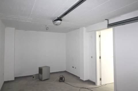 Construção de uma moradia em banda em prestigiada urbanização de Tavira