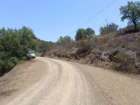 TERRENO RUSTICO COM 10.320 M2 PRÓXIMO A ALMADA D'OURO EM CASTRO MARIM - ALGARVE