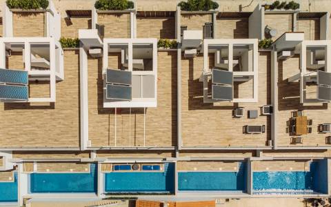 Fantásticas moradias em zona privilegiada da Fuzeta com vista mar!