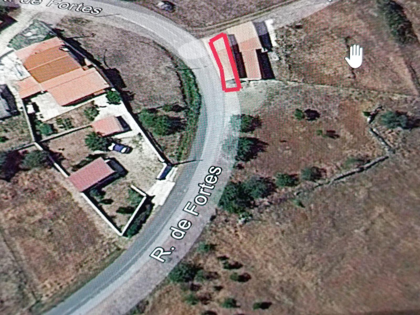 ARMAZEM - COM CASA DE BANHO - JUNTO A ALDEIA DE FORTES EM CASTRO MARIM - ALGARVE