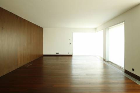 T4 de Luxo - Restelo