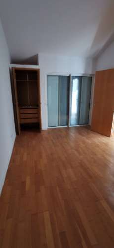 Moradia totalmente renovada numa zona calma onde predomina a habitação unifamiliar!