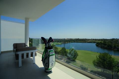 Apartamento T3 Duplex com terraço 84,58 m2 sito no Golf Monte Rei