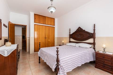 Exclusivo Edifício com 8 Apartamentos em Manta Rota, Algarve
