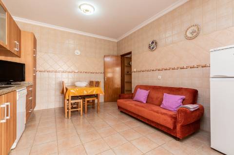 Exclusivo Edifício com 8 Apartamentos em Manta Rota, Algarve