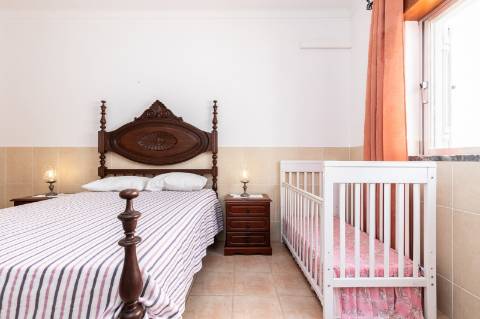 Exclusivo Edifício com 8 Apartamentos em Manta Rota, Algarve