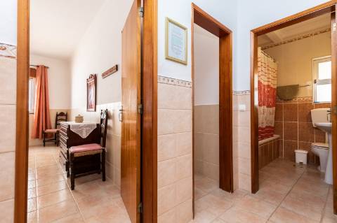 Exclusivo Edifício com 8 Apartamentos em Manta Rota, Algarve