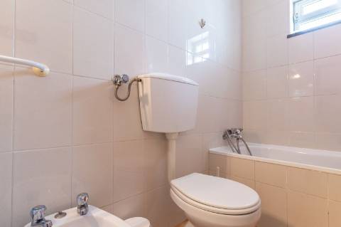 Exclusivo Edifício com 8 Apartamentos em Manta Rota, Algarve