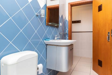 Exclusivo Edifício com 8 Apartamentos em Manta Rota, Algarve