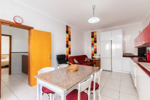 Exclusivo Edifício com 8 Apartamentos em Manta Rota, Algarve