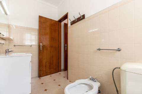 Exclusivo Edifício com 8 Apartamentos em Manta Rota, Algarve