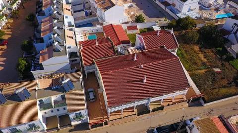 Exclusivo Edifício com 8 Apartamentos em Manta Rota, Algarve