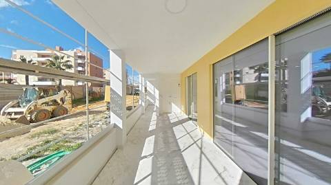 Apartamento T2 com um terraço de 29.30 m2 em Lagos