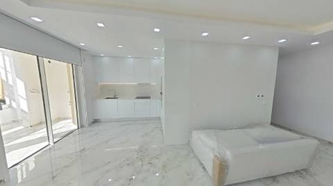 Apartamento T2 com um terraço de 29.30 m2 em Lagos