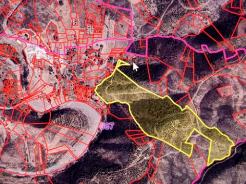 TERRENO COM 83.240 M2 - JUNTO A RIBEIRA DE ODELEITE - POSSIBILIDADE DE CONSTRUÇÃO HABITAÇÃO E TURISMO EM GALAXES - VAQUEIROS - ALCOUTIM