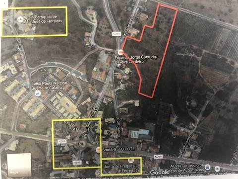 Terreno com 23332 m2 com viabilidade de construção de 61 apartamentos com 6249 m2 de área de construção sito nas Ferreiras em Albufeira