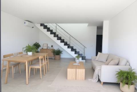 Apartamento T4, top floor, Tavira