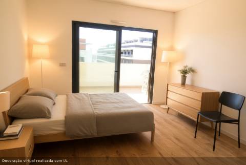 Apartamento T4, top floor, Tavira