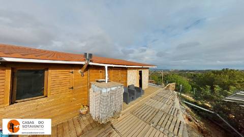 TERRENO COM 11.360 M2 - COM POÇO - SISTEMA SOLAR INTEGRADO - REGA - ALCARIAS GRANDES - AZINHAL - CASTRO MARIM - ALGARVE