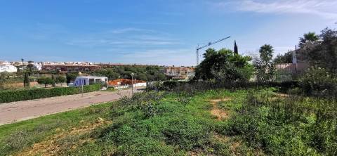 Terreno Urbano para construção de moradia.